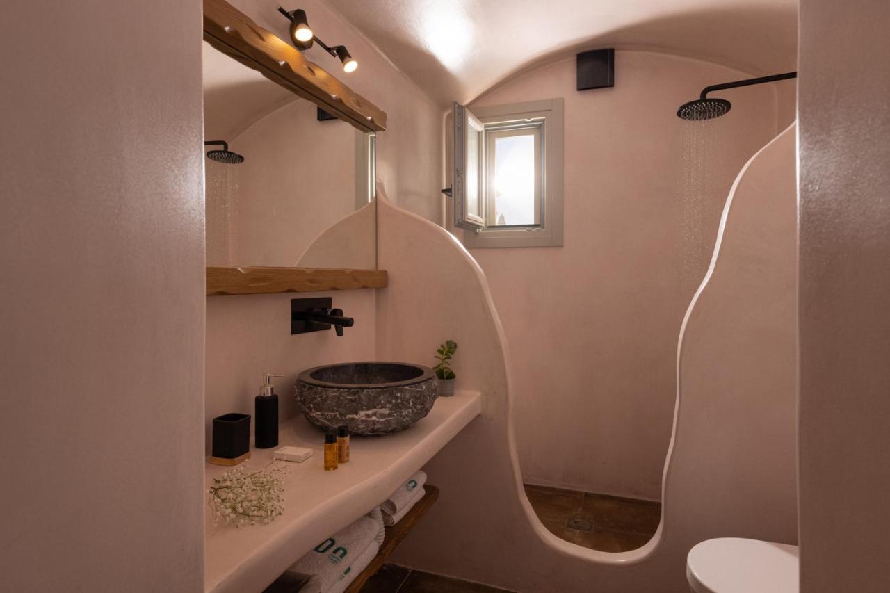 Sando Traditional Cave Villas With Jacuzzi And Sea View Vourvoúlos Exterior foto